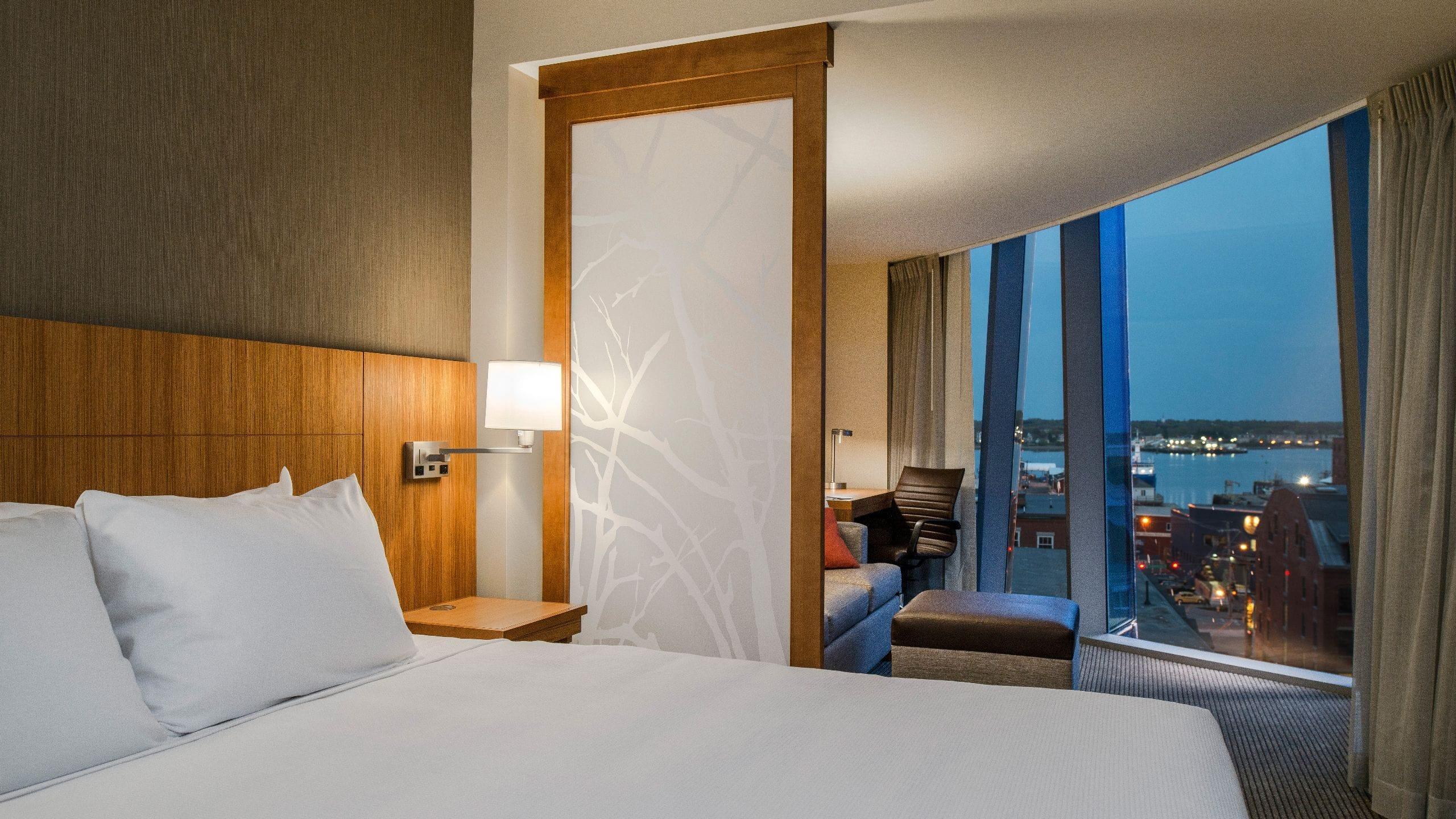 Hyatt Place Portland Downtown - Old Port Square Экстерьер фото
